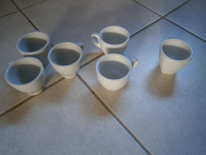 Lot de 6 tasses variées à espresso en céramique blanche - photo numéro 3