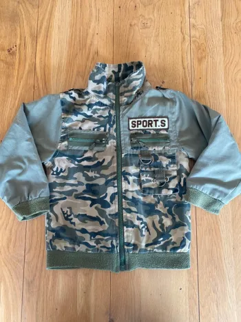Veste doublée motif militaire