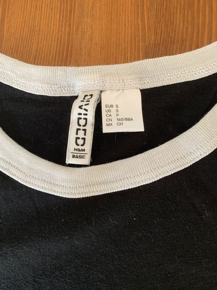 T-shirt basic H&M taille S noir - photo numéro 2