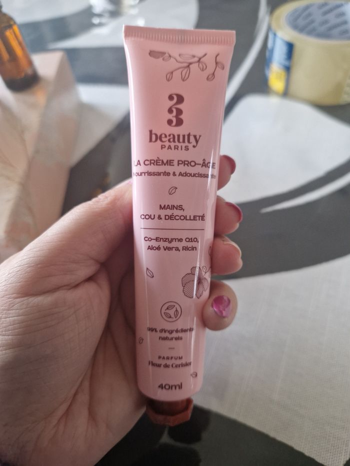 Lot produits de beauté visage et corps Biotyfull  box blissim prescription lab glowria - photo numéro 5