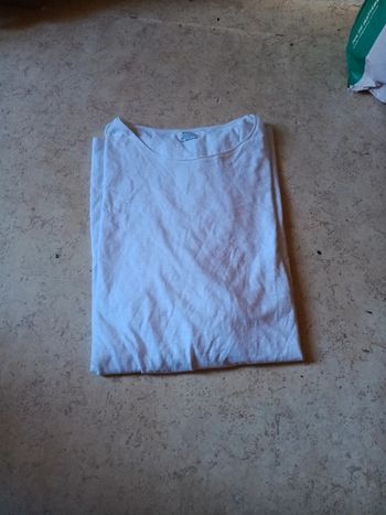 Tee-shirt neuf sans étiquette kiabi 5 xl pas de vinted go