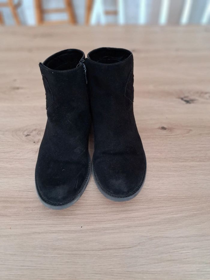 Bottines noires chaussea 33 - photo numéro 2