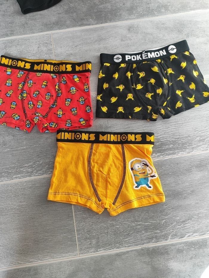 Lot sous vêtements en 5/6 ans - photo numéro 3