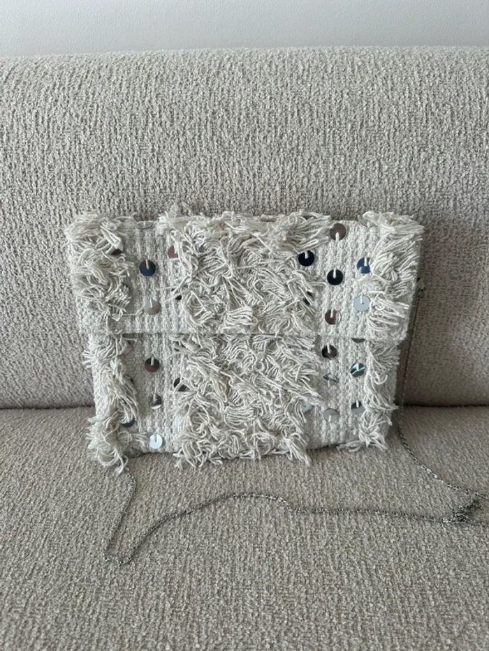 Pochette macramé et sequins bohème 🐚