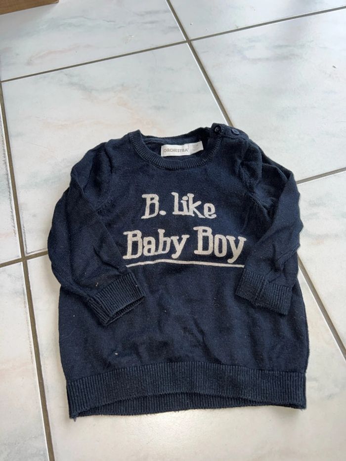 Pull noir