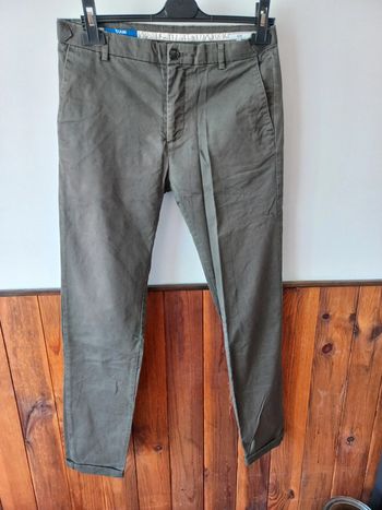 Pantalon chino kaki