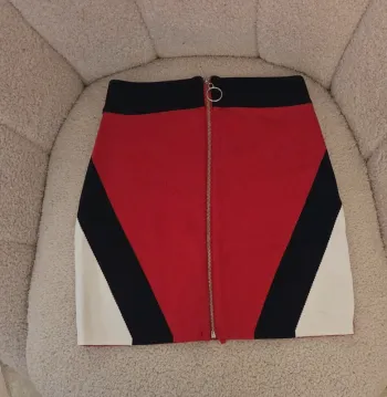 Jupe tricolore à fermeture éclair  Only Fashion Taille S/M
