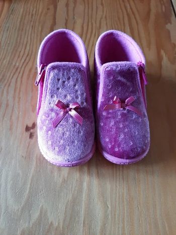 Chaussons pantoufles fille pointure 23