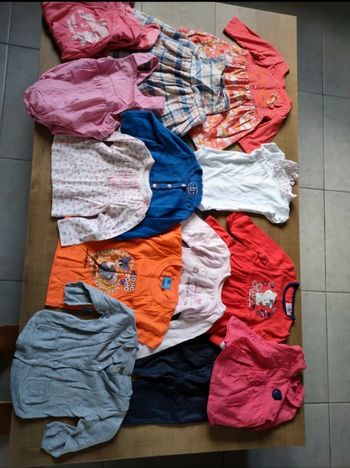 Lot  13 vêtements 6 mois