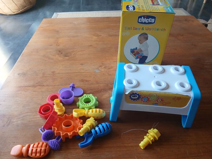 Etabli jouet - photo numéro 2