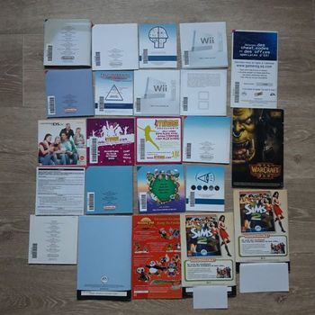 Lot de 23 notices de jeux DS, GameCube, PC, Xbox 360