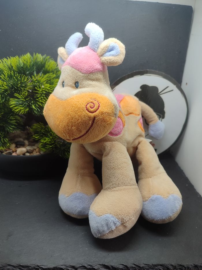 PE0292 Doudou girafe vache beige taches orange rose peluche Nattou ancien bleu