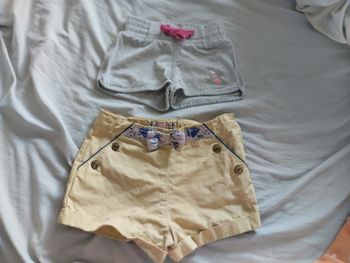 Shorts taille 4 ans
