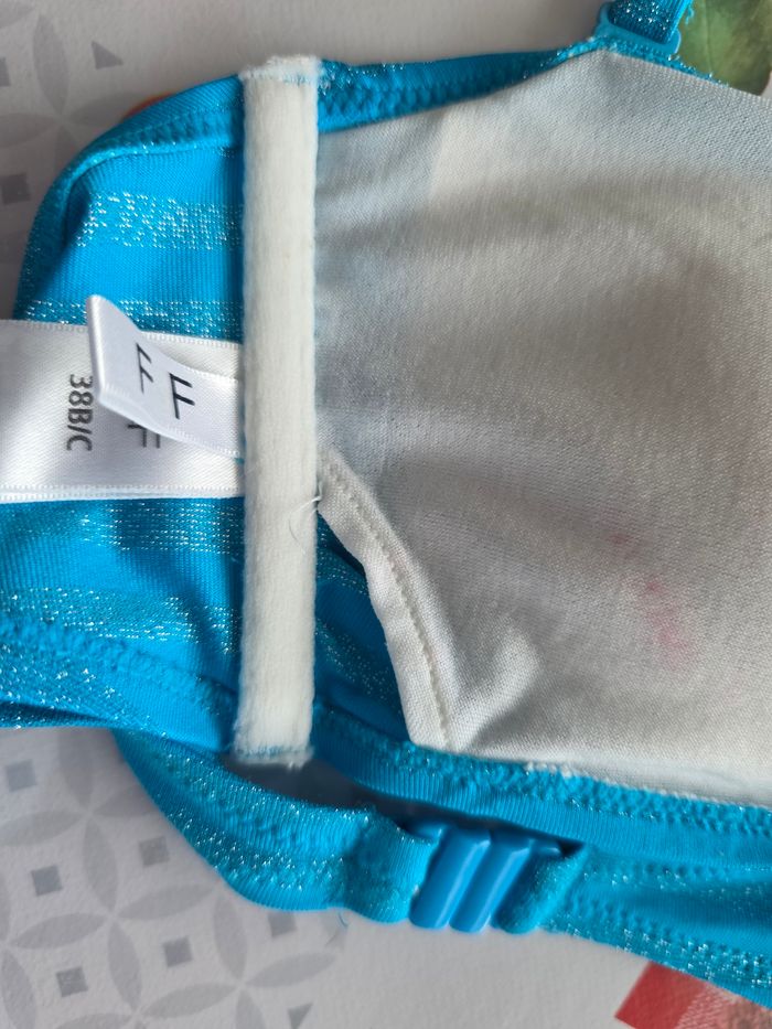 MAILLOT DE BAIN FEMME 2 PIÈCES BLEU TURQUOISE PAILLETTES 38 MARQUE F&F - photo numéro 7