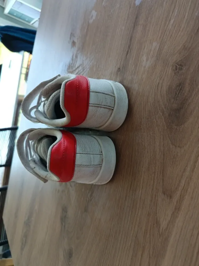 Basket adidas - photo numéro 3