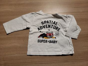 T-shirt manche longue taille 6 mois