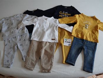 Lot n°3 Vêtements Kiabi 6 mois : 5 pantalons + 5 hauts