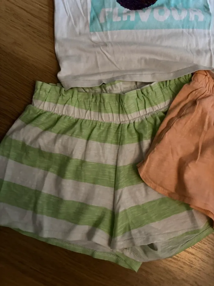 Lot vêtements fille - photo numéro 3