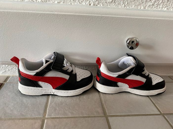 Baskets noires rouges et blanches Puma 22 - photo numéro 8