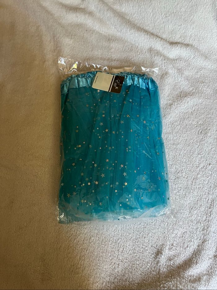 Jupe en tulle / déguisement Taille 2-6 ans Neuf