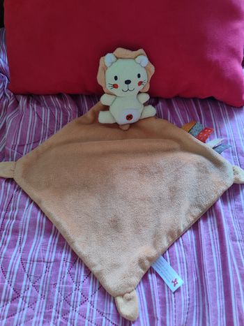 Doudou lion nicotoy