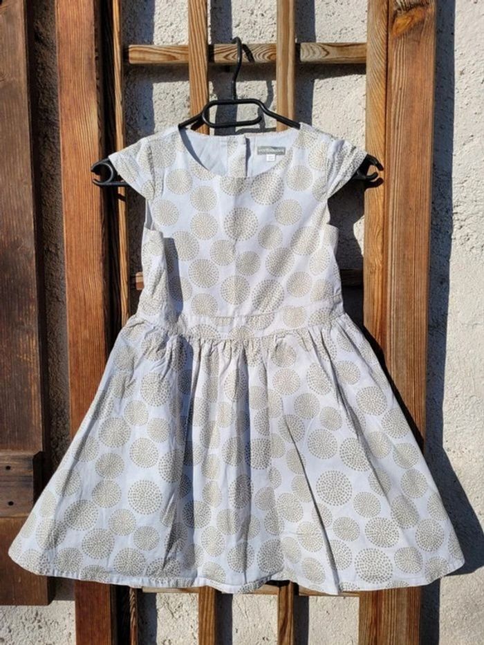 Superbe robe de cérémonie vertbaudet blanche à motifs dorés pailletés, dos nu, 8 ans