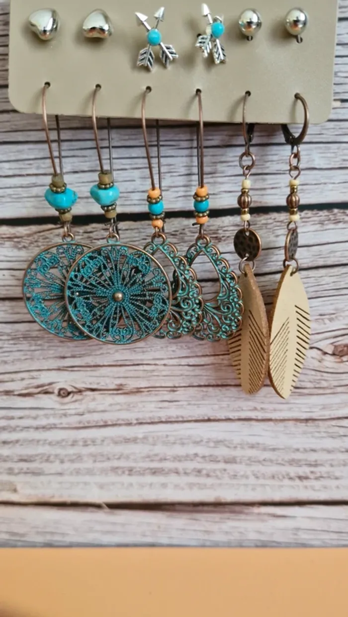 Lot boucles d'oreille - photo numéro 4