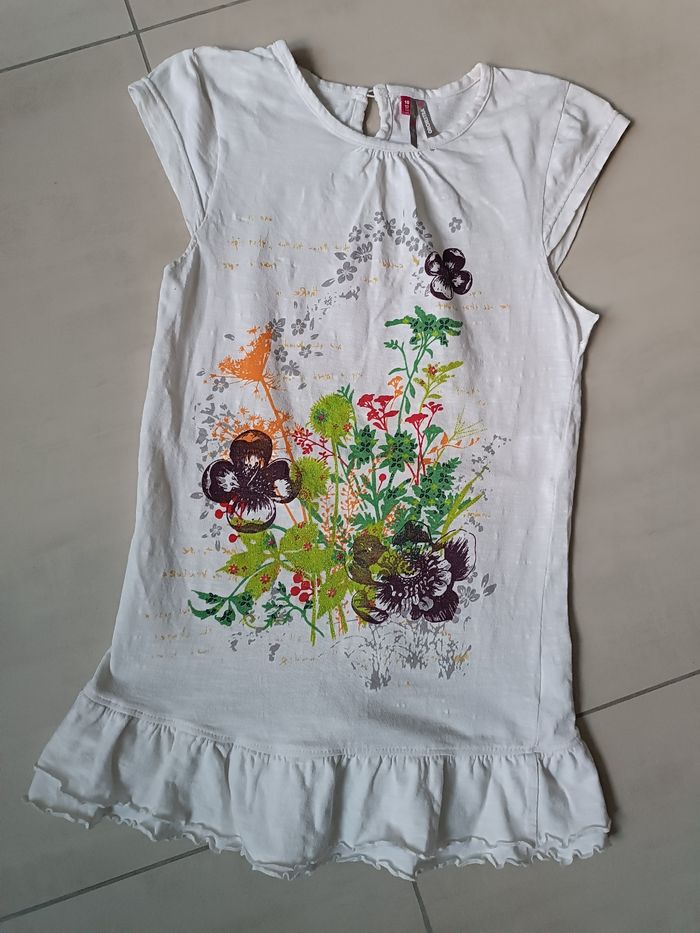 Robe manches courtes
