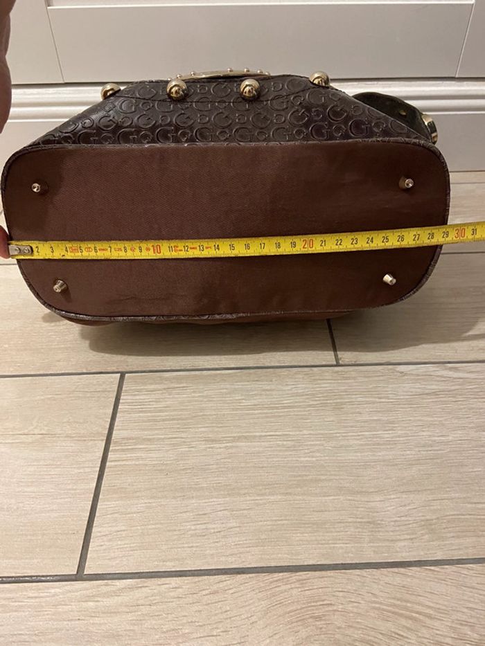 Beau sac vintage Y2K Guess très peu porté - photo numéro 10