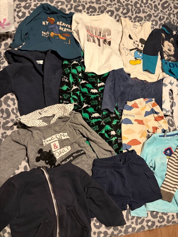 Lot vêtements garçon - photo numéro 3