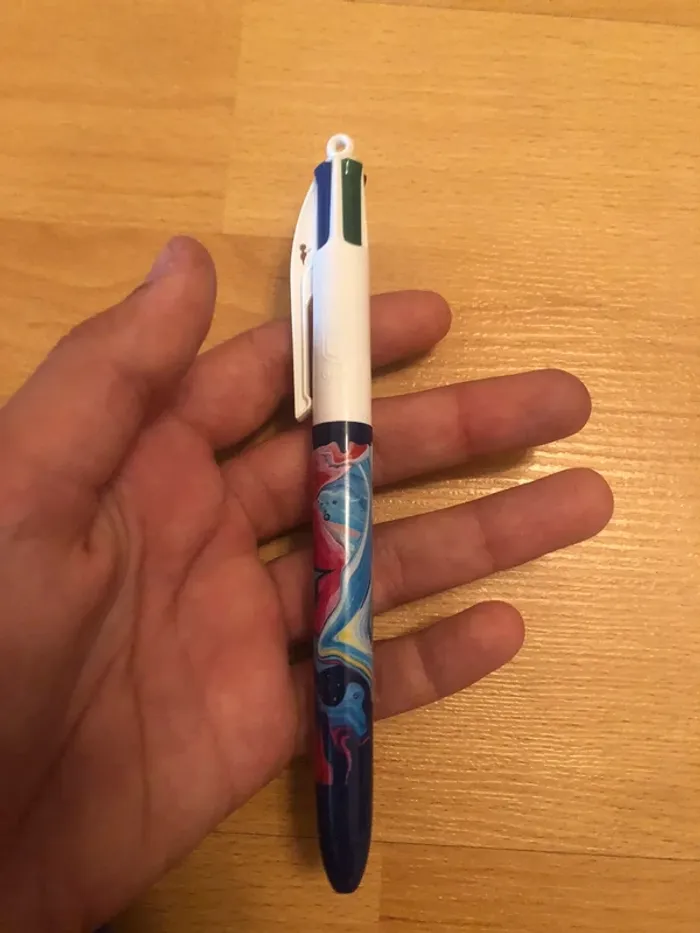 Lot de 4 crayons bic 4 couleurs - photo numéro 3