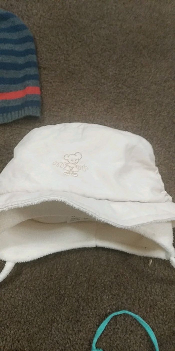 ensemble.bonnets et gants - photo numéro 5