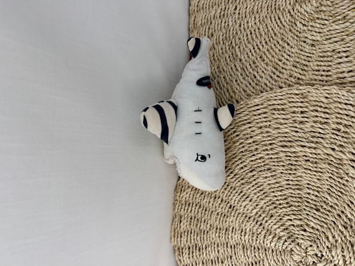 doudou requin saint james - photo numéro 4