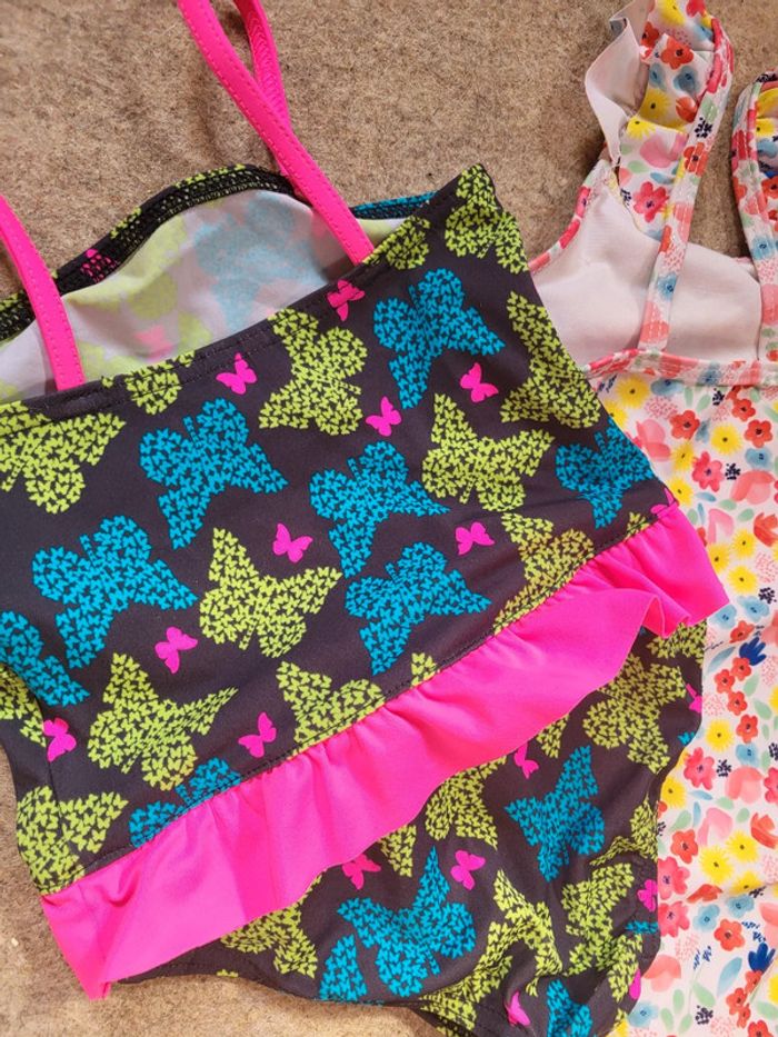 Lot de 2 maillots de bain 2 ans fille neufs - photo numéro 8