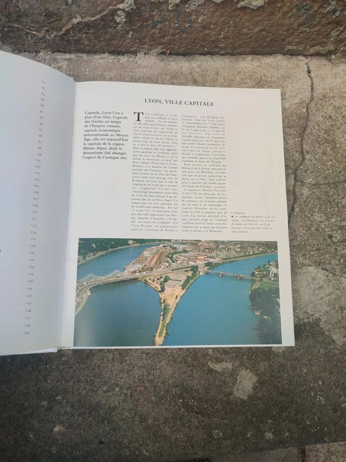 Livre beauté de Lyon et du beaujolais - photo numéro 9