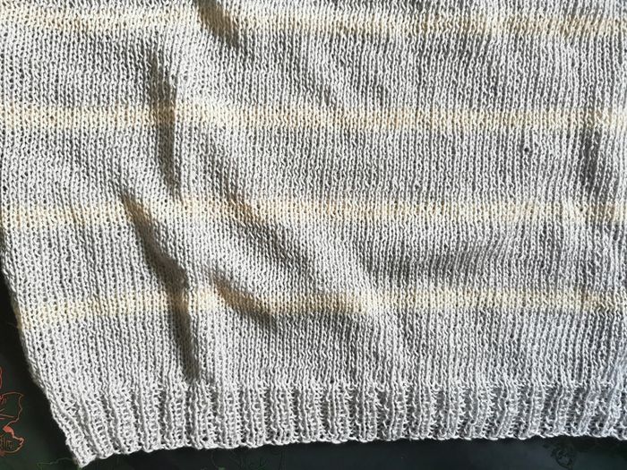 pull tricoté mains neuf taille 42 - photo numéro 6