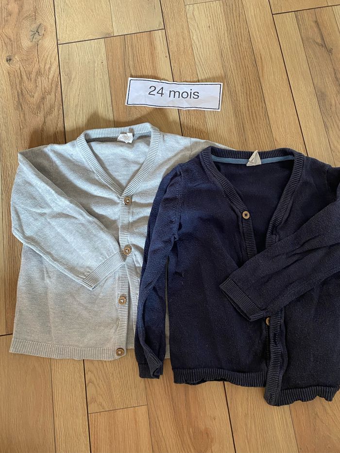 Lot gilets bleu et gris