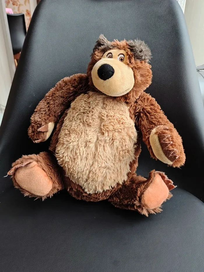 Simba Masha Ours Peluche Misha 40 cm
Environ