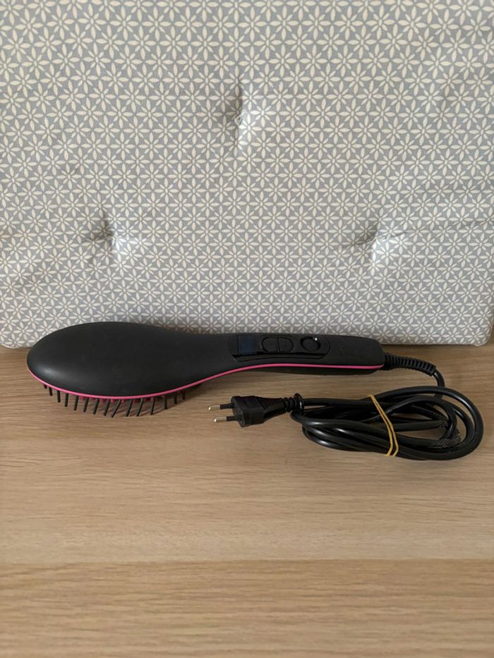 Brosse Lissante et Chauffante en Céramique "Simply Straight" - photo numéro 3