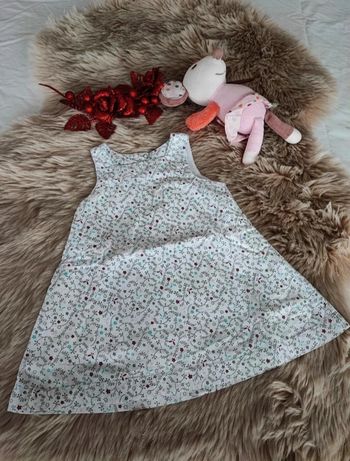 Robe ete blanche bleu super u 3 mois