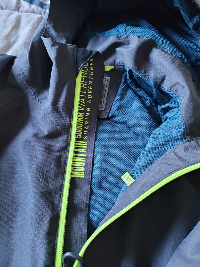 coupe vent imperméable queshua 12/13ans (7e) - photo numéro 7