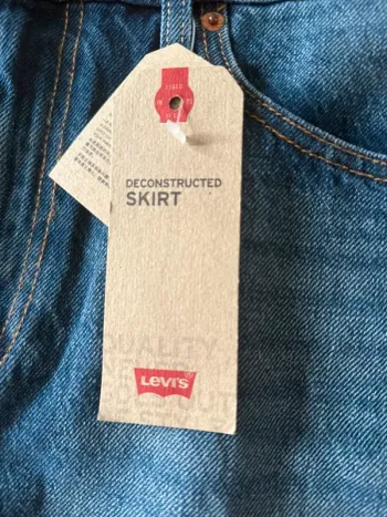 Jupe en jean Levis taille 31 neuve avec étiquette