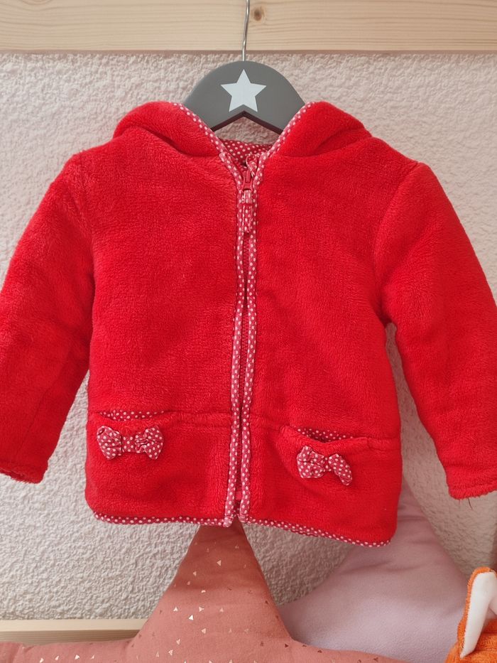 Veste polaire rouge - Oreilles d'ours - 12 mois - Très bon état - Orchestra - photo numéro 4