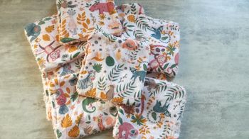 Lingettes rose et animaux