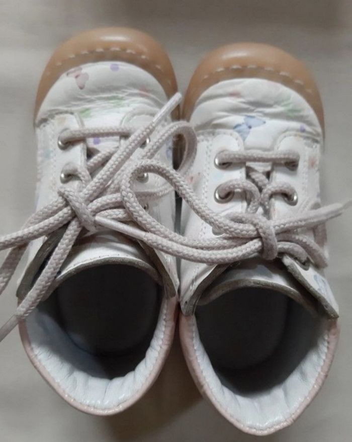 Bottines des premiers pas cuir fille - papillons - bellamy - pointure 22 - photo numéro 2