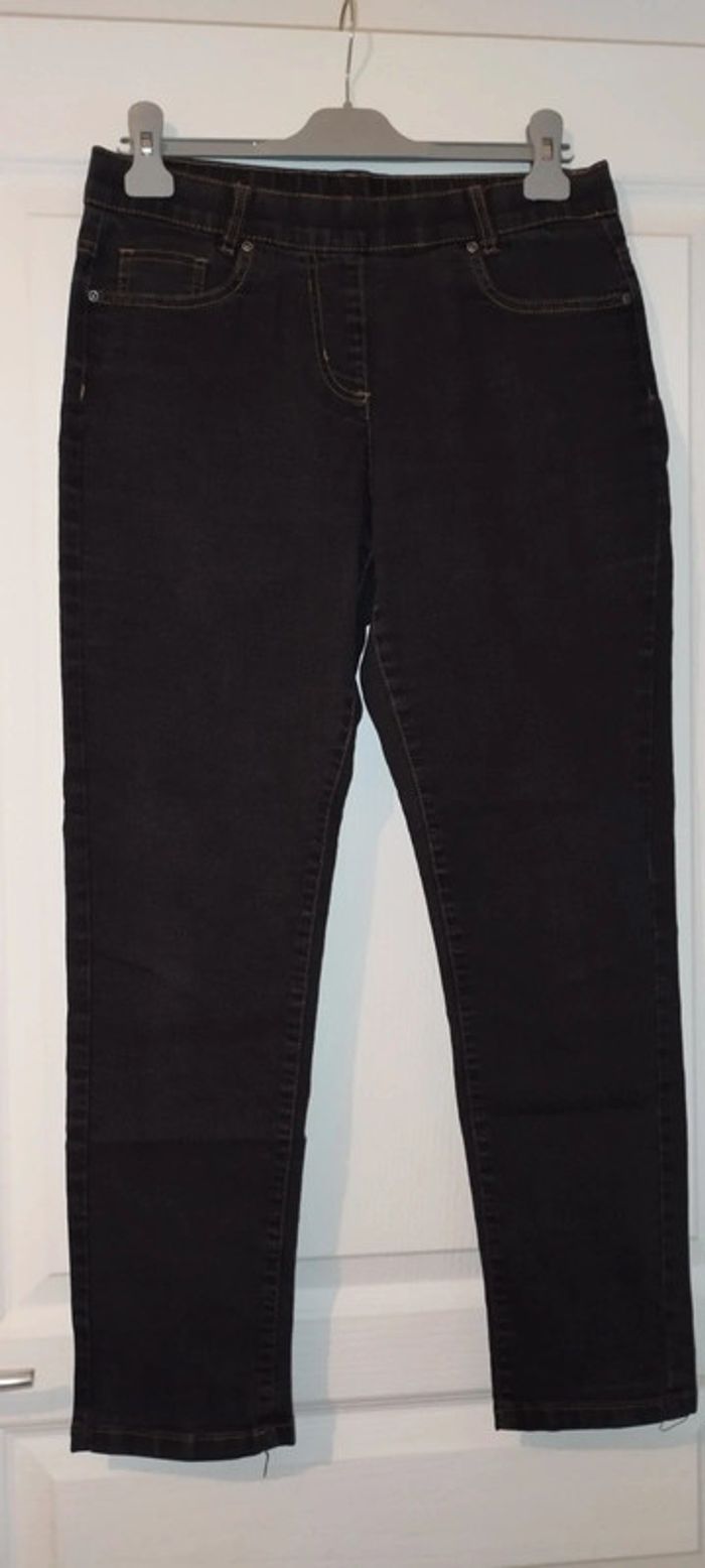 Pantalon noir - photo numéro 2