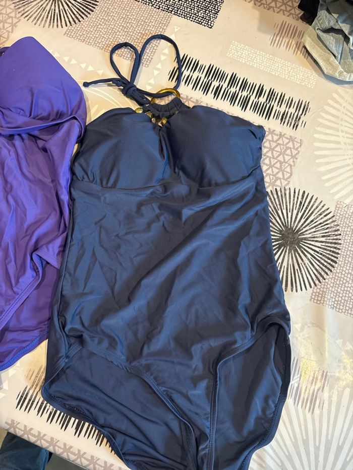 2 maillots de bain - photo numéro 3