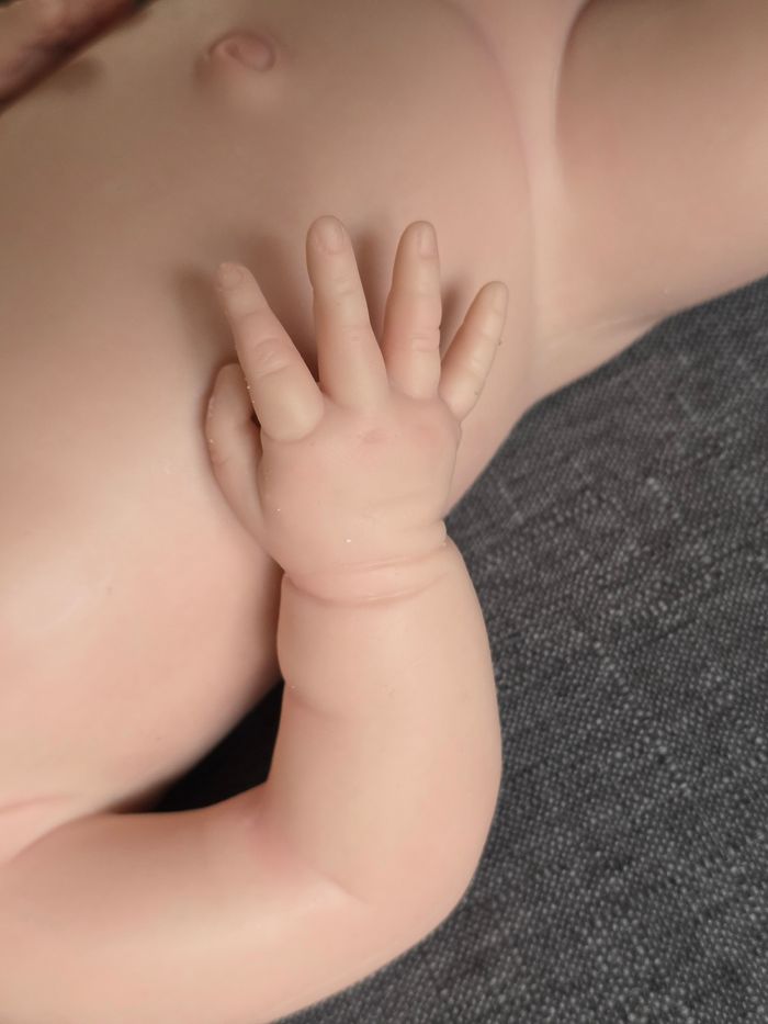 Bébé reborn silicone - photo numéro 2