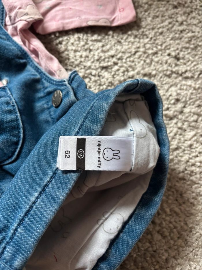 🌺Ensemble robe en jeans bleu foncé et t-shirt manche longue rose Nijntje miffy Taille 3mois/62cm🌺 - photo numéro 5