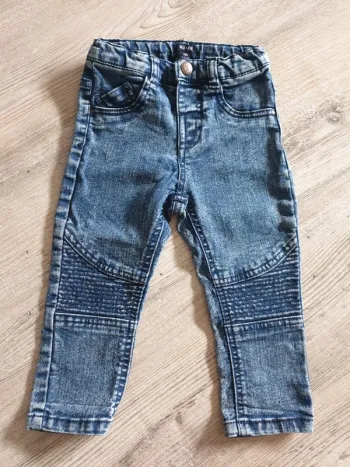 Jeans slim Kiabi 18 mois